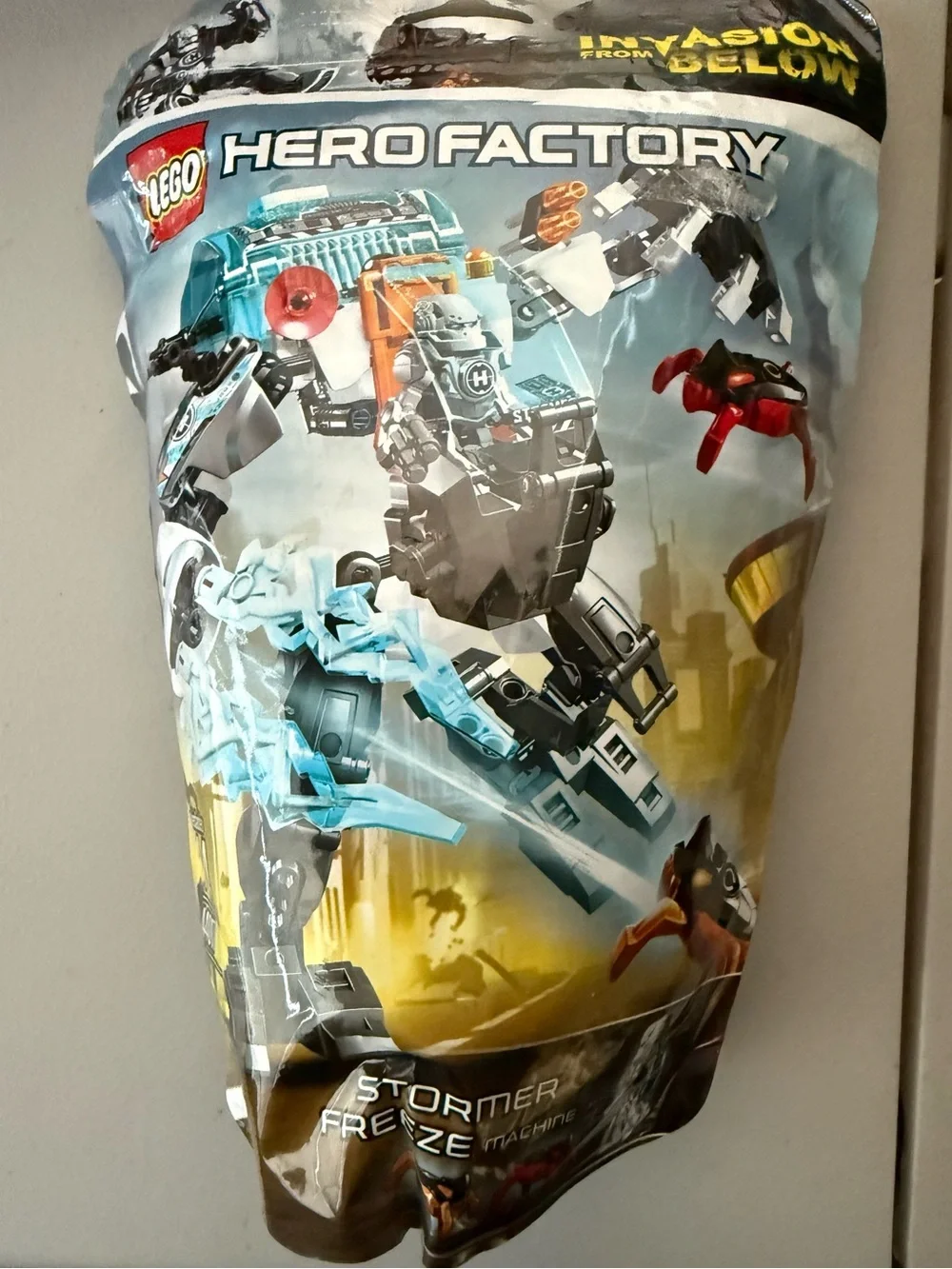 Retired LEGO Hero Factory Stormer Freeze Machine (44017)